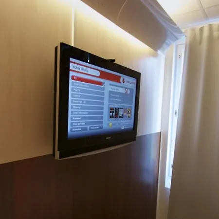 Forenom Kamppi - Contactless Check-in Apartahotel Helsinki