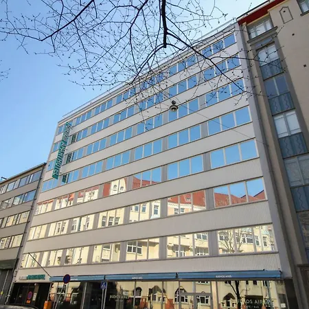 Forenom Kamppi - Contactless Check-in Apartahotel Helsinki