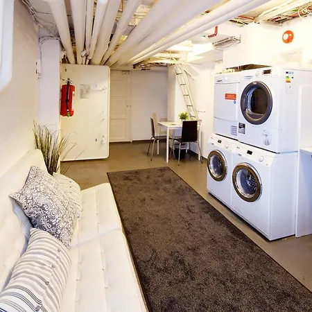 Forenom Kamppi - Contactless Check-in Apart Otel 3*